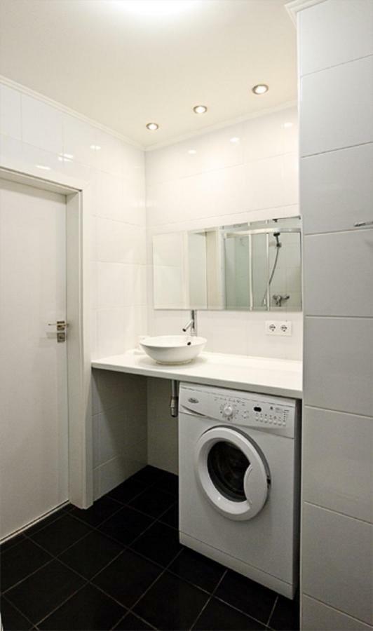 Great Studio Near The Pechersk Киев Экстерьер фото